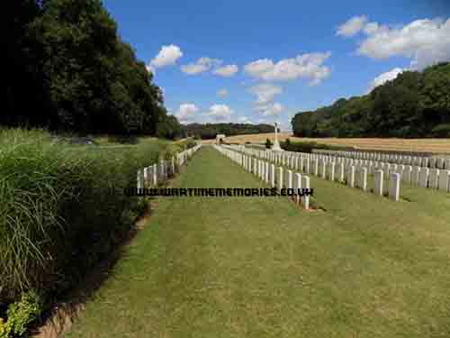 Richard Thompson 1883 to 1916 buried at Norfolk Cemetery, Becordel-Becourt, Somme, France